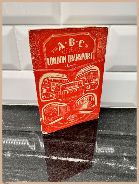 E702 - ABC of London Transport - i5015