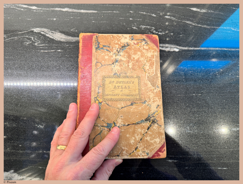 E765 - Dr. Butler_s Atlas - i7962