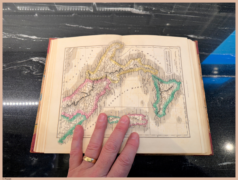 E765 - Dr. Butler_s Atlas - i7970