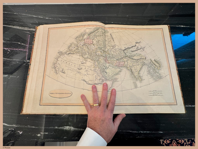 E769B - Smith_s Classical Atlas - i8054